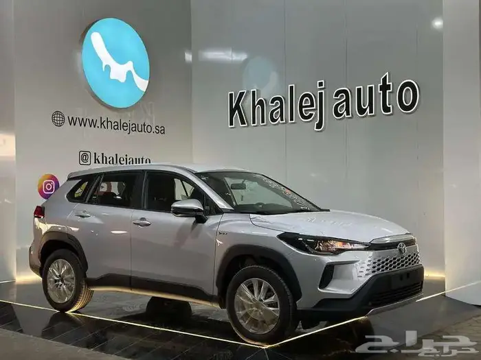 تويوتا كورولا كروس LE هايبرد 2025 0