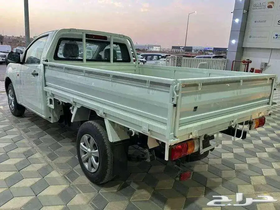 ايسوزو غماره 2025 جوانب 0
