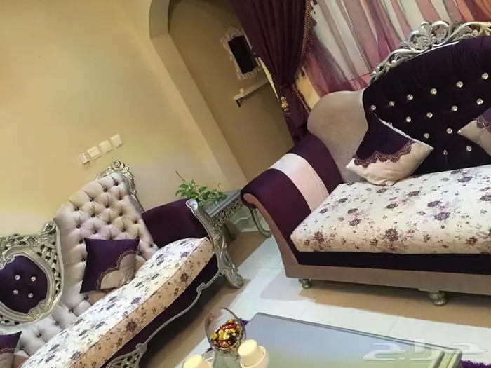 كنب كلاسك فخم بالظهران 4 قطع 0