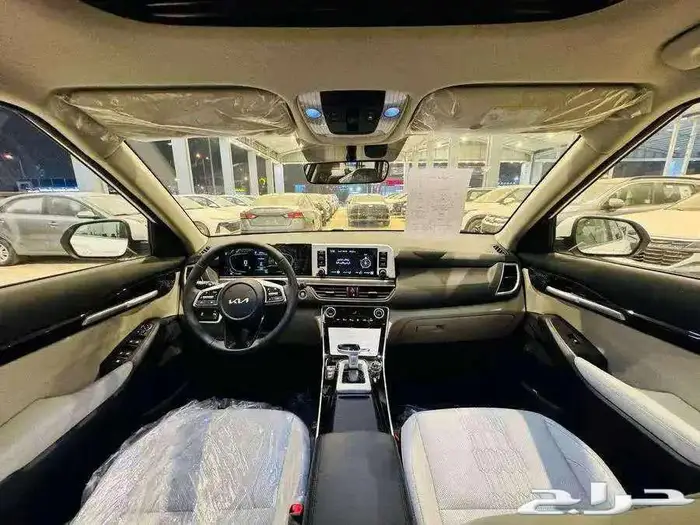 كيا سيلتوس نص فل بانوراما 2025 كاش و تقسيط 5