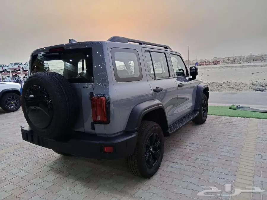 تانك 300 فل اوبشن 4wd دبل خفيف وثقيل 4
