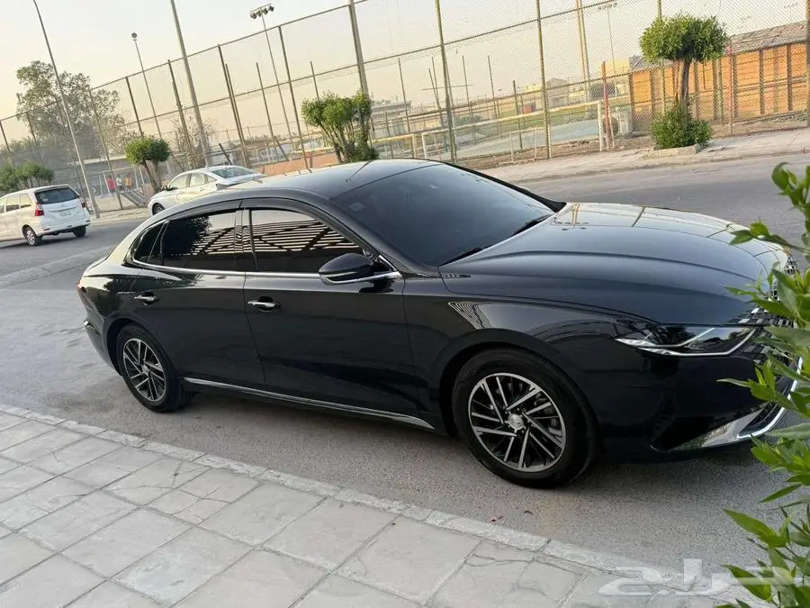 هيونداي ازيرا 2021 ( جراندير ) فل بنزين بطاقه جمركيه للبيع 1