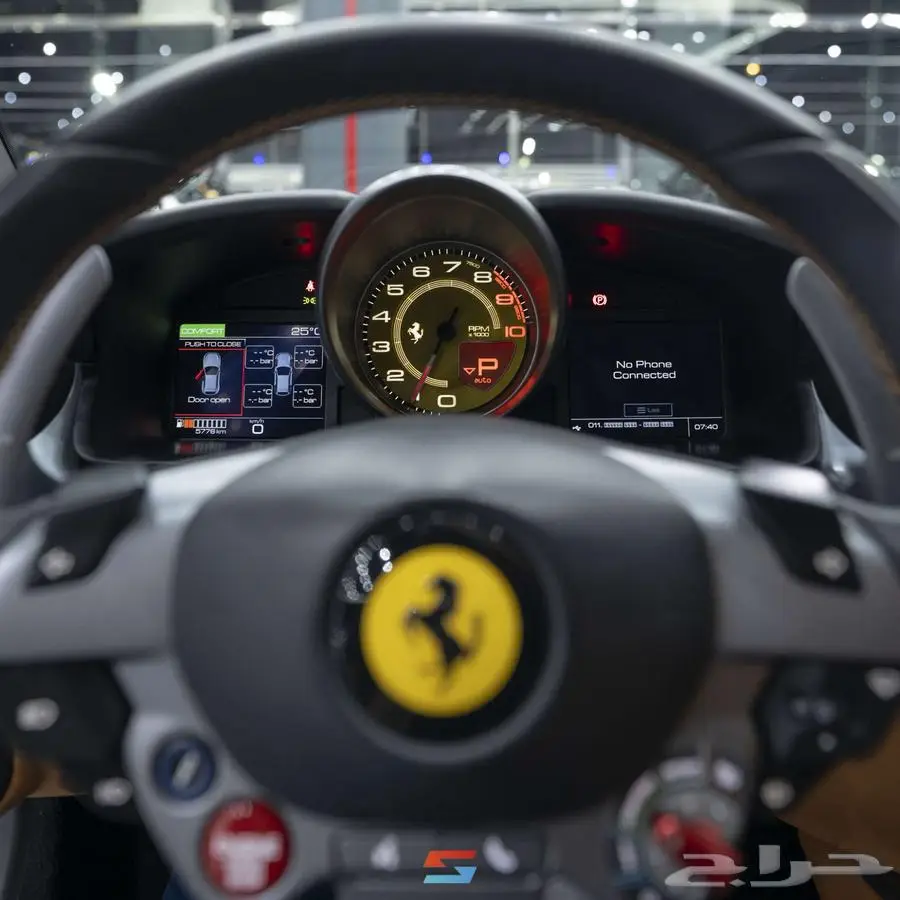 فيراري GTC4 Lusso موديل 2017 26