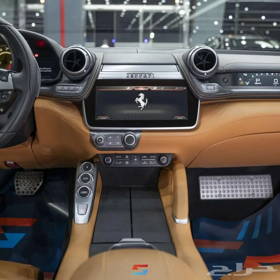 فيراري GTC4 Lusso موديل 2017 18