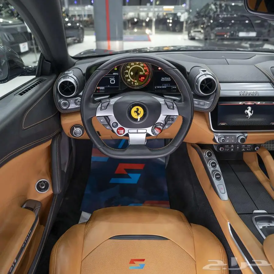 فيراري GTC4 Lusso موديل 2017 11