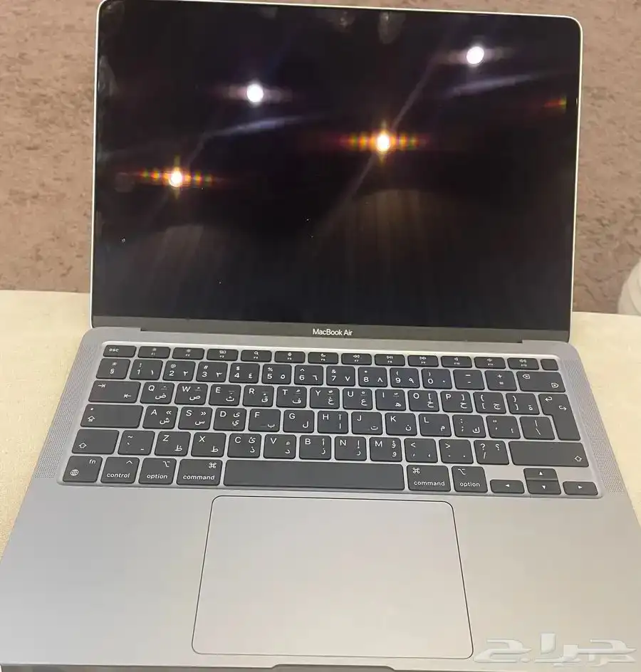 ماك بوك 0