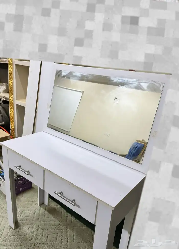 تسريحة للبيع 1