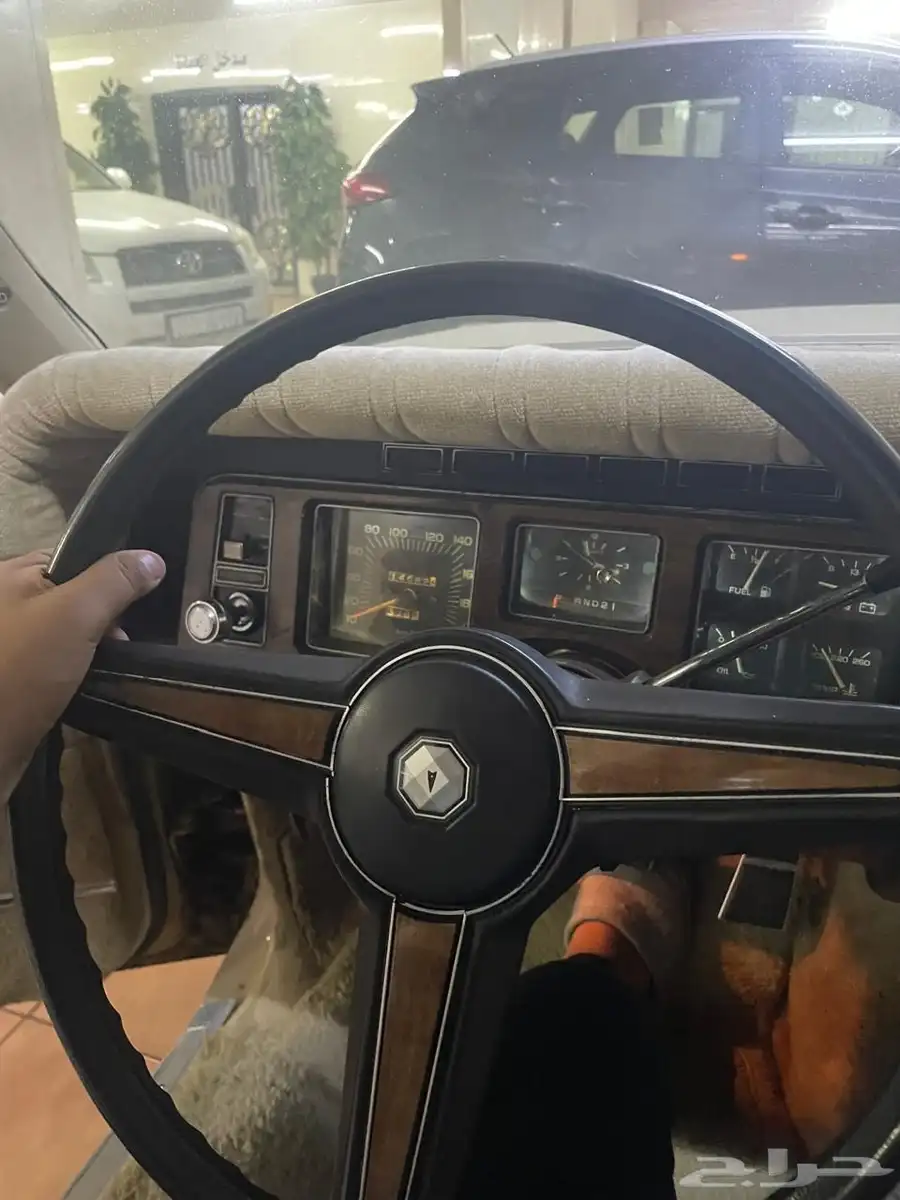 بونتياك بونوفيل 1981 6