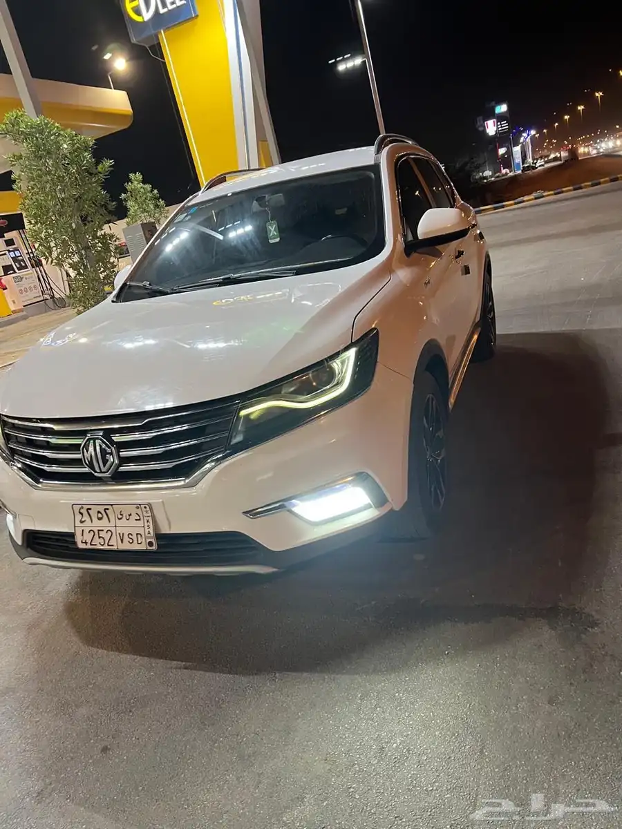 سياره جيب MG RX5 3