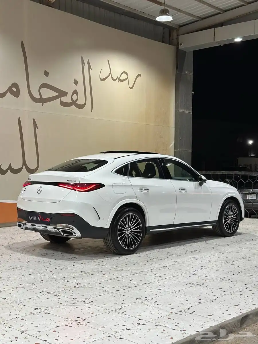 مرسيدس GLC 300 Coupe 2024 . رصد الفخامة 12