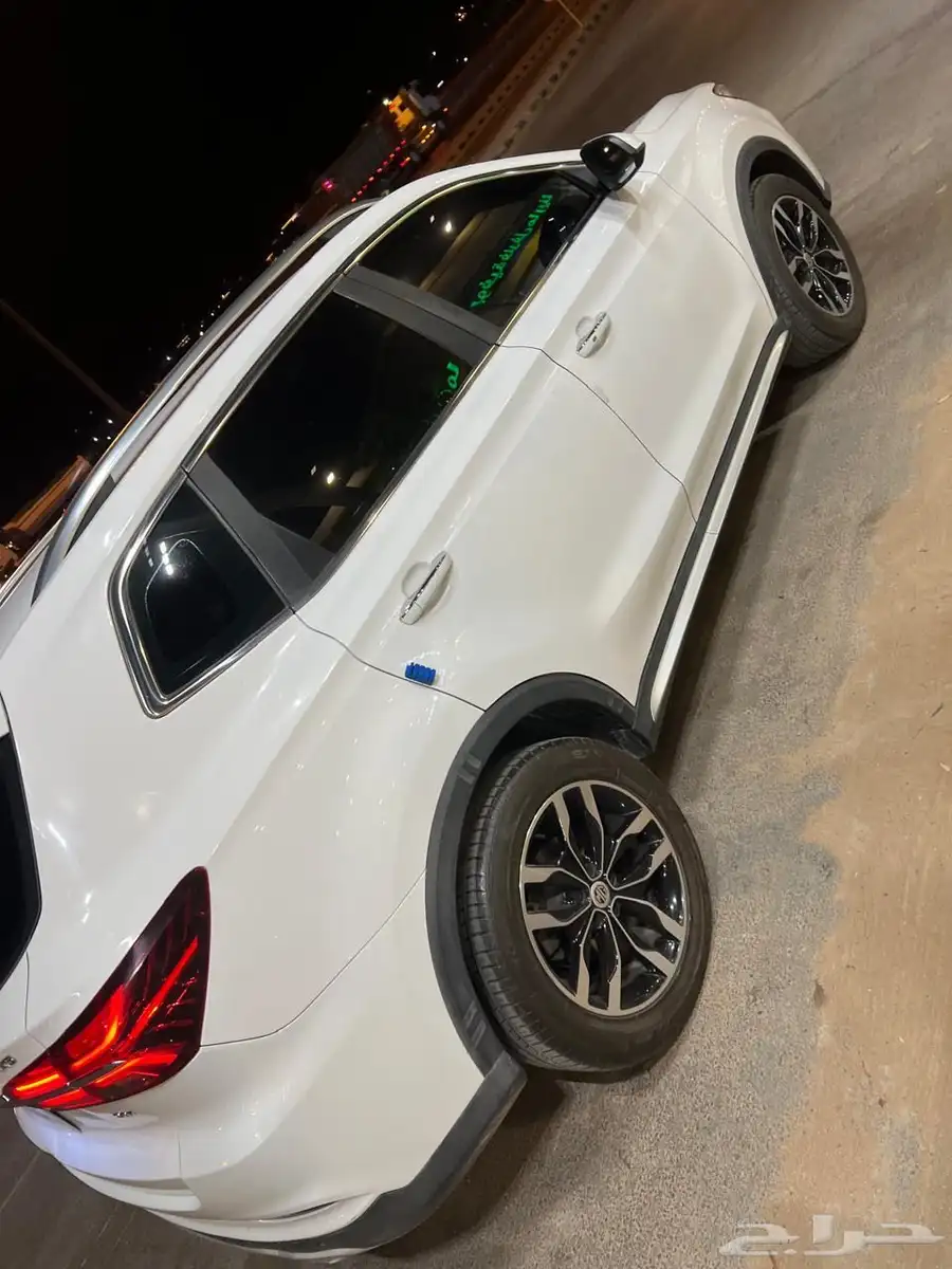 سياره جيب MG RX5 2
