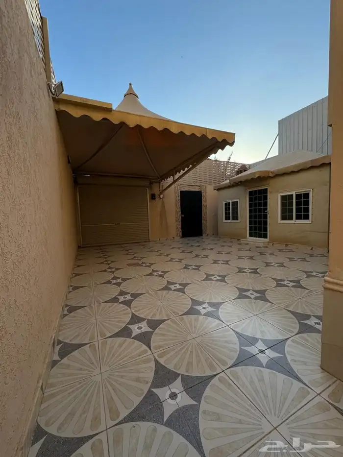 للبيع فيلا مميزة جاهز للسكن بالقرب من جميع الخدمات 2