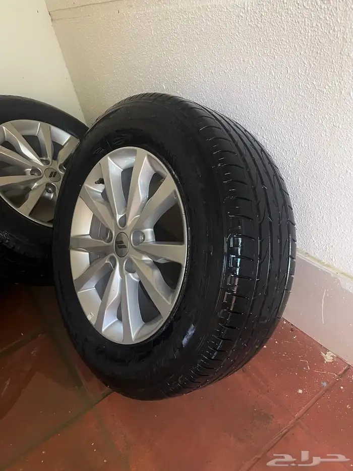جنوط اصليه مع كفراتها دودج دورانغو 1