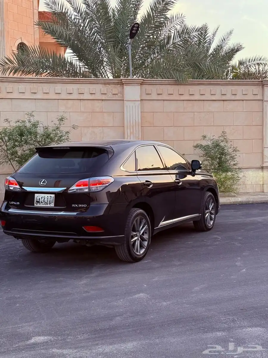 للبيع لكزس RX350 فل كامل موديل 2013(عبداللطيف جميل) نظيفة 2
