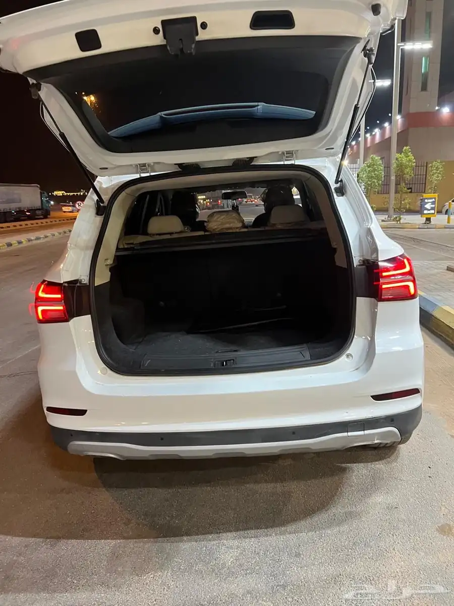سياره جيب MG RX5 5