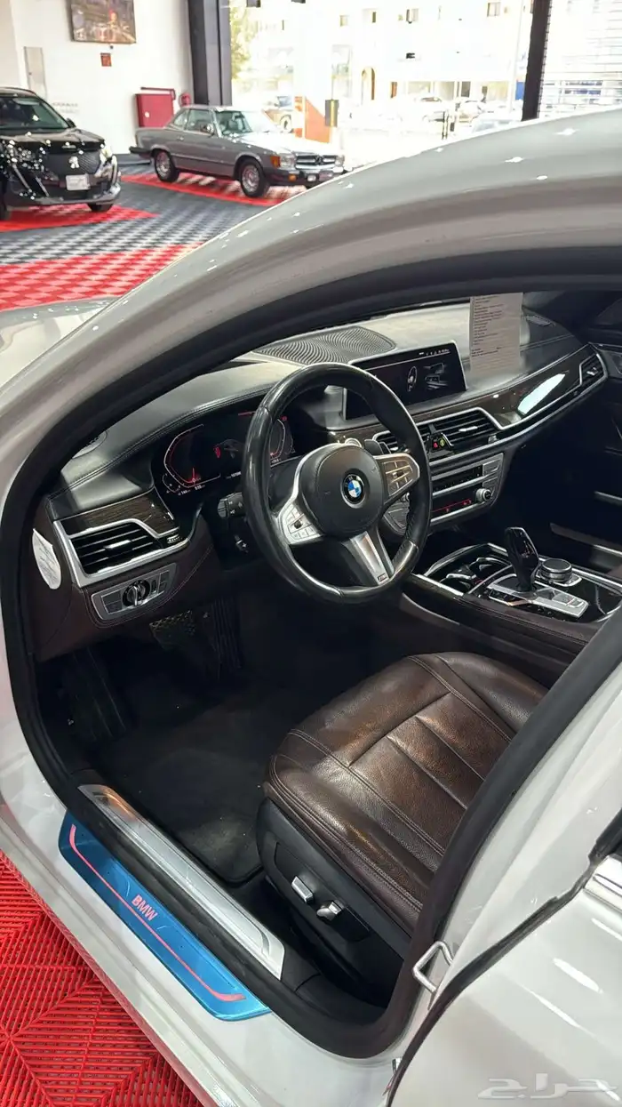 BMW 2020 9