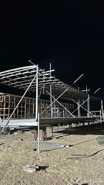 مصنع العز ل تفصيل جميع الكرفانات والمقطورات وأعمال الصيانه 0