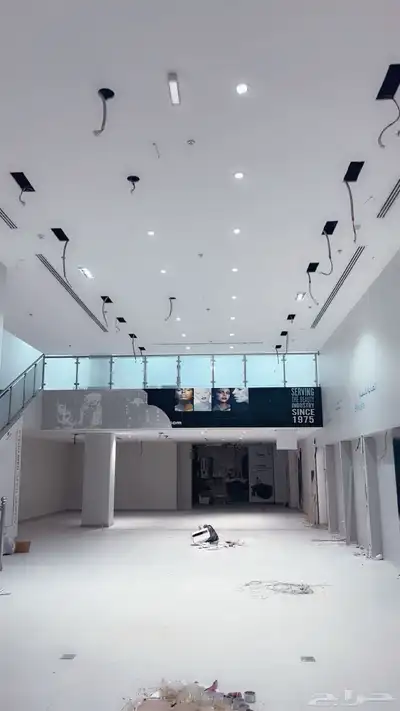 معرض للإيجار 3