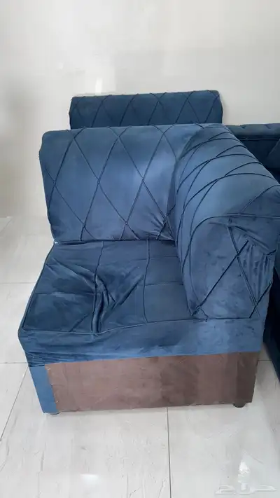 قطعتين كنب للبيع مع 4 كاميرات 5 ميغابيكسل 0