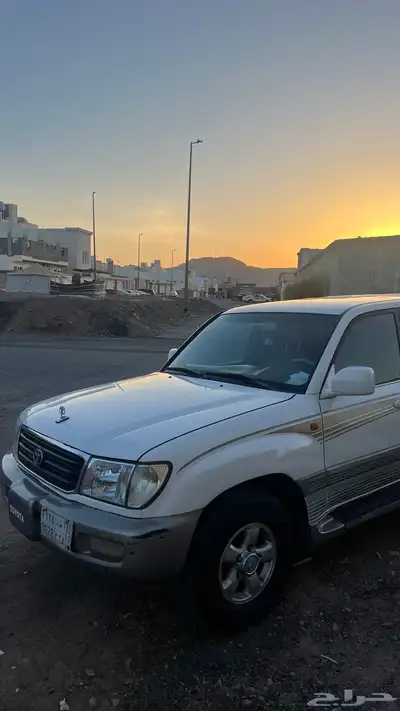 جيب لاند كروزر 2001 vxr 4