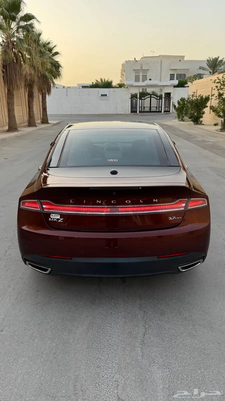 لنكولن MKZ مخزن 4