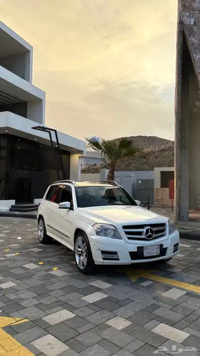 للبيع مرسيدس - بنز Mercedse GLK 300 موديل 2011 1