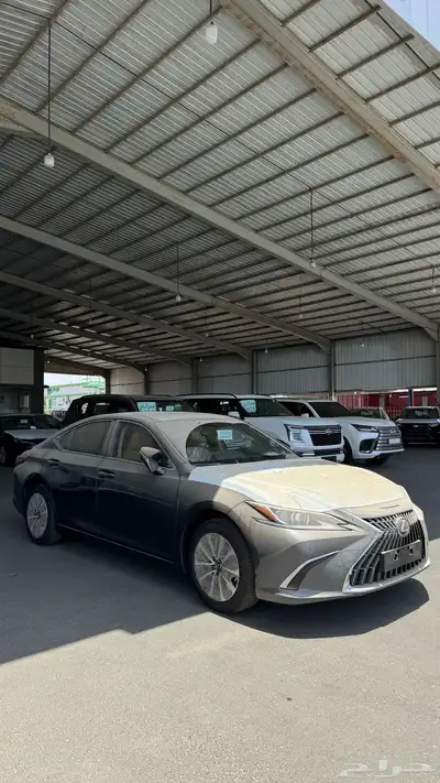لكزس ES250 2025 فئة AA سعودي جميع الالوان بطاقة جمركية 0