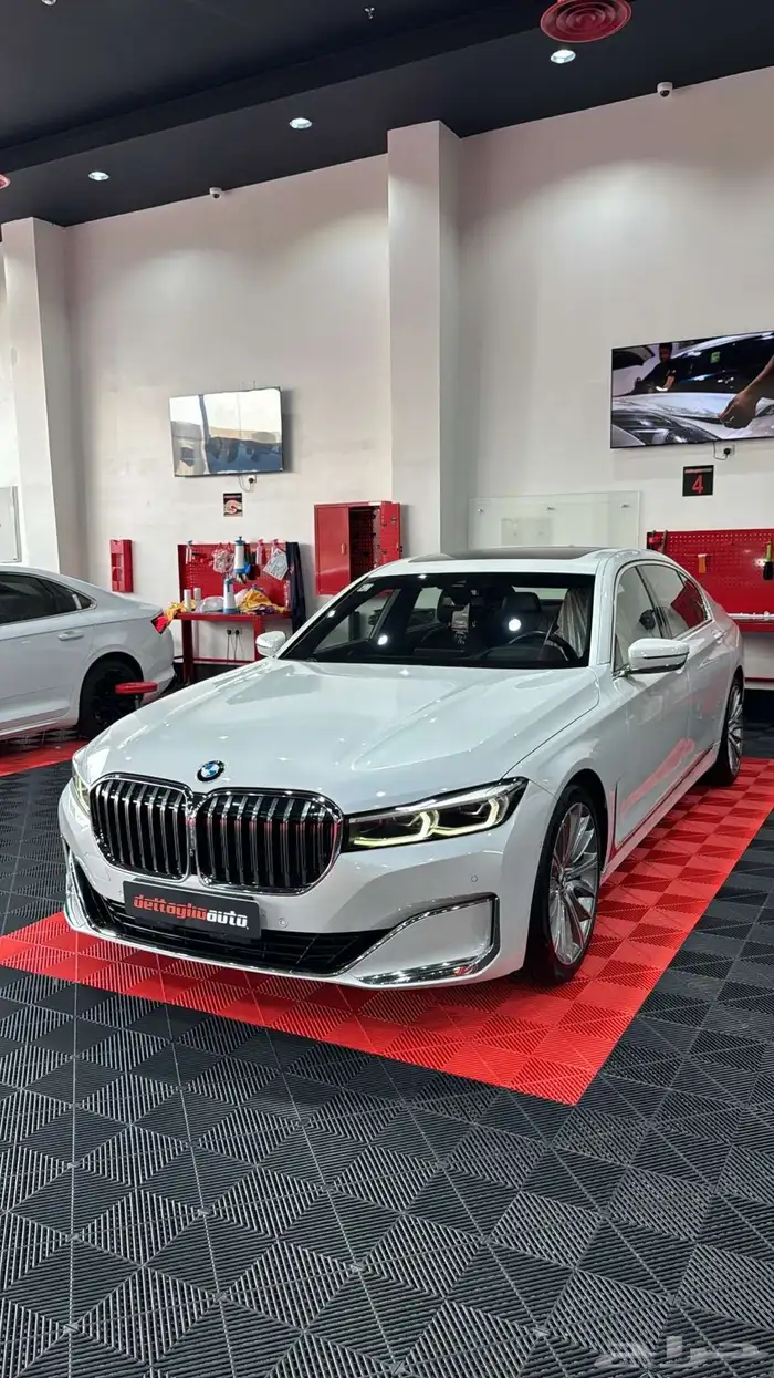 BMW 2020 1