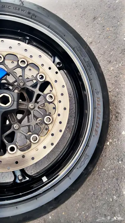 للبيع 750 سوزوكي بحاله ممتازه بطاقه جمركية 13