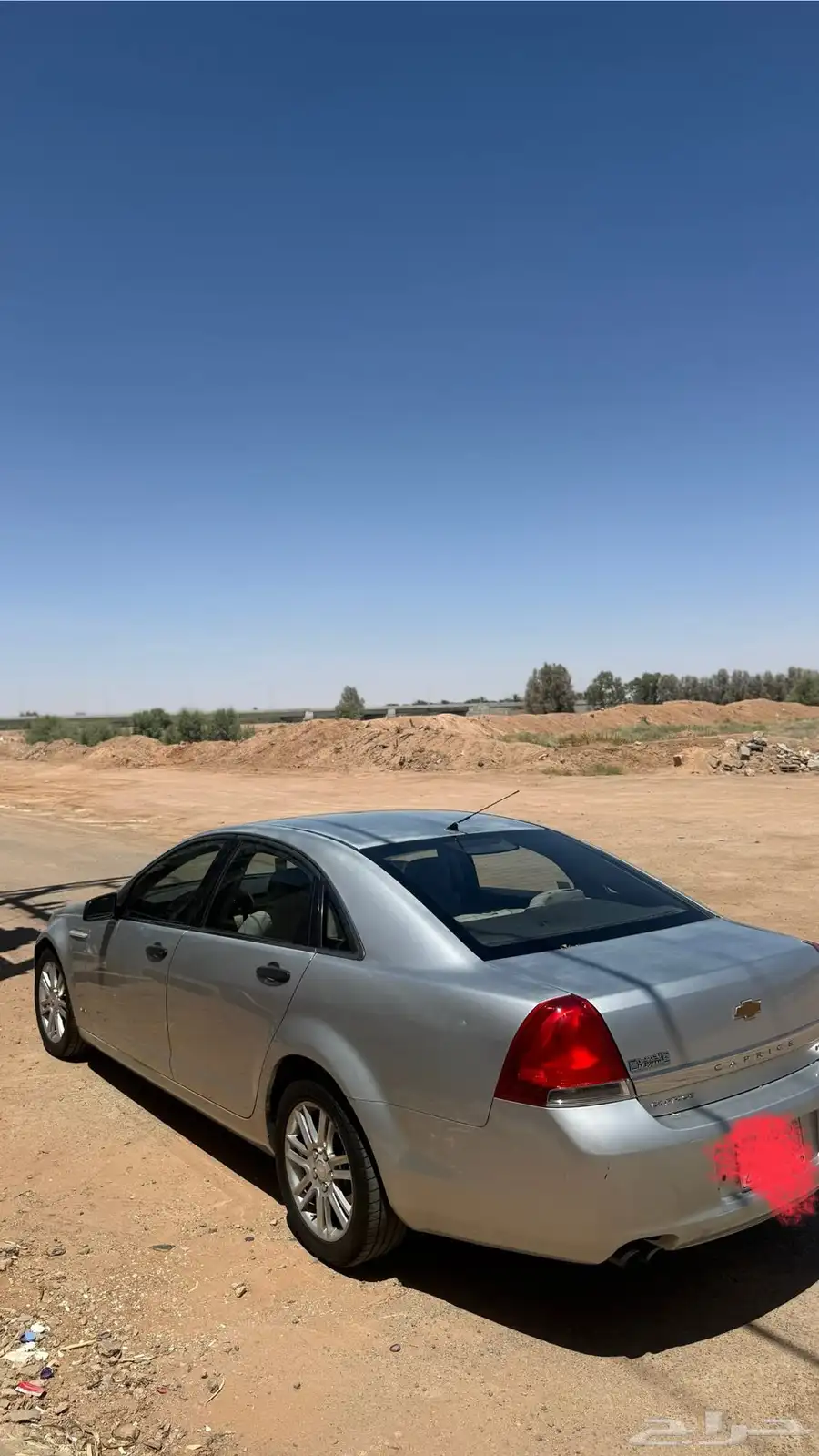 كابرس بدي وكاله بس رفرف قدام . 5