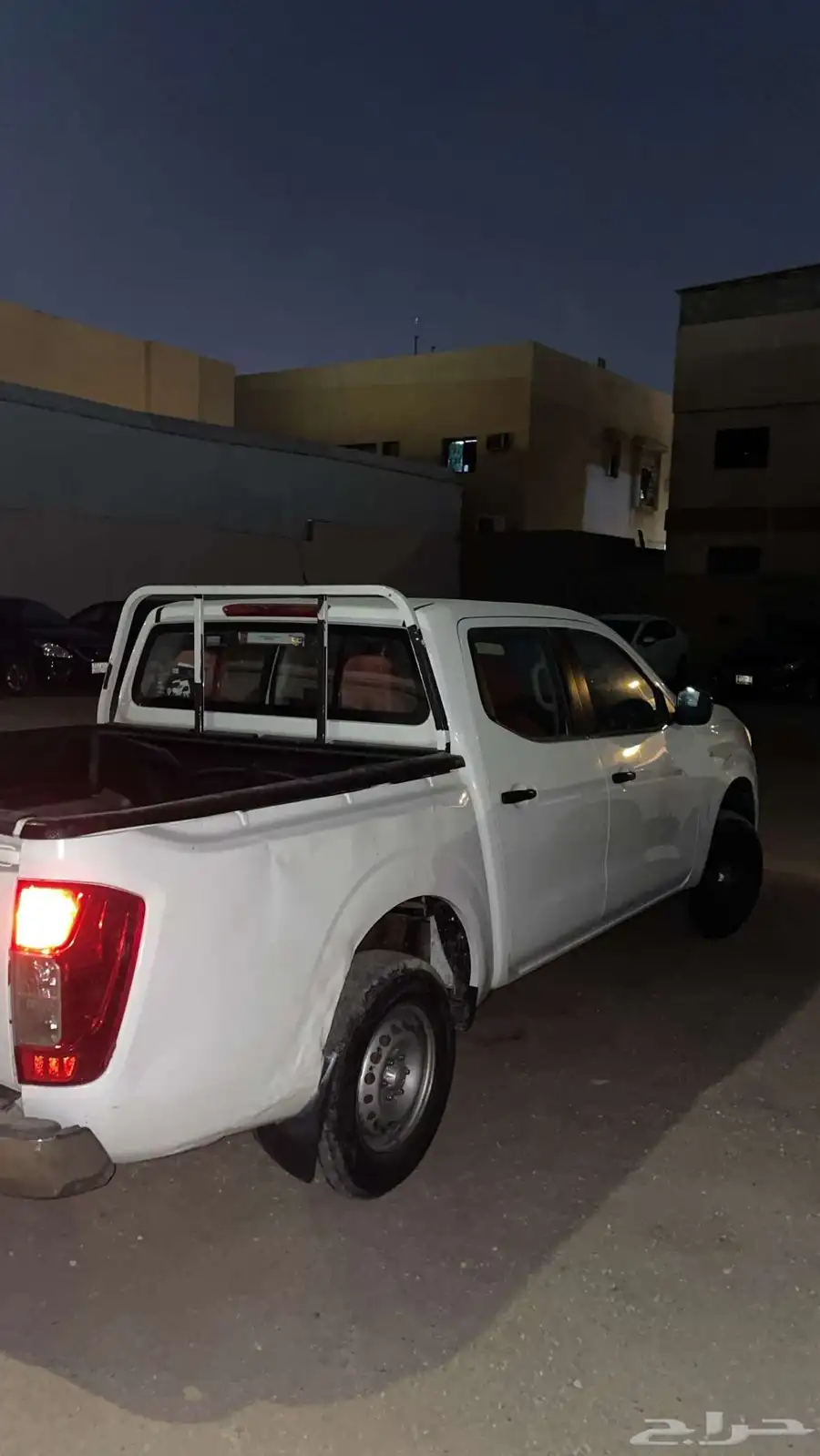 نيسان نفارا 2015 4 سلندر 3