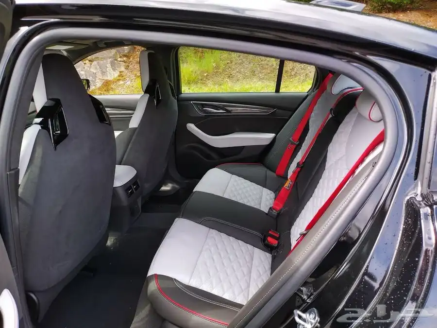 كاديلاك بلاك وينق 2026 Cadillac CT5-V Blackwing RWD 14