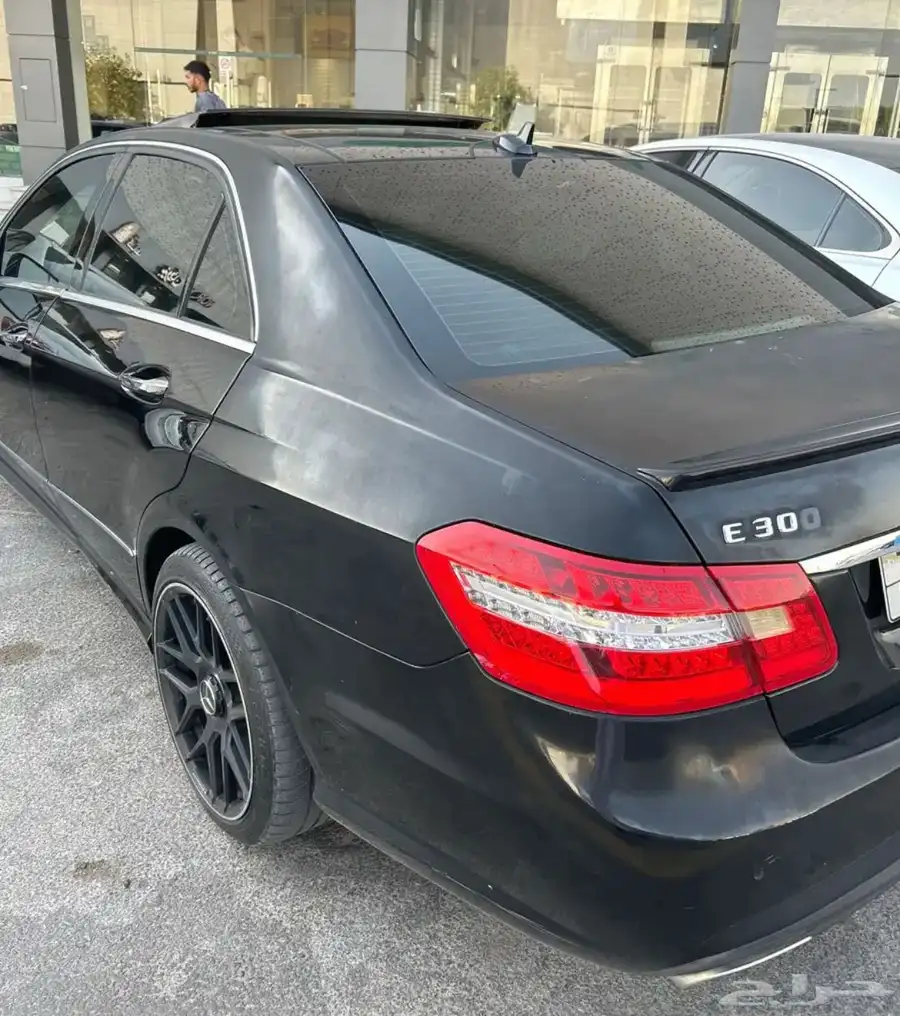 مرسيدس e300 نظيف 1