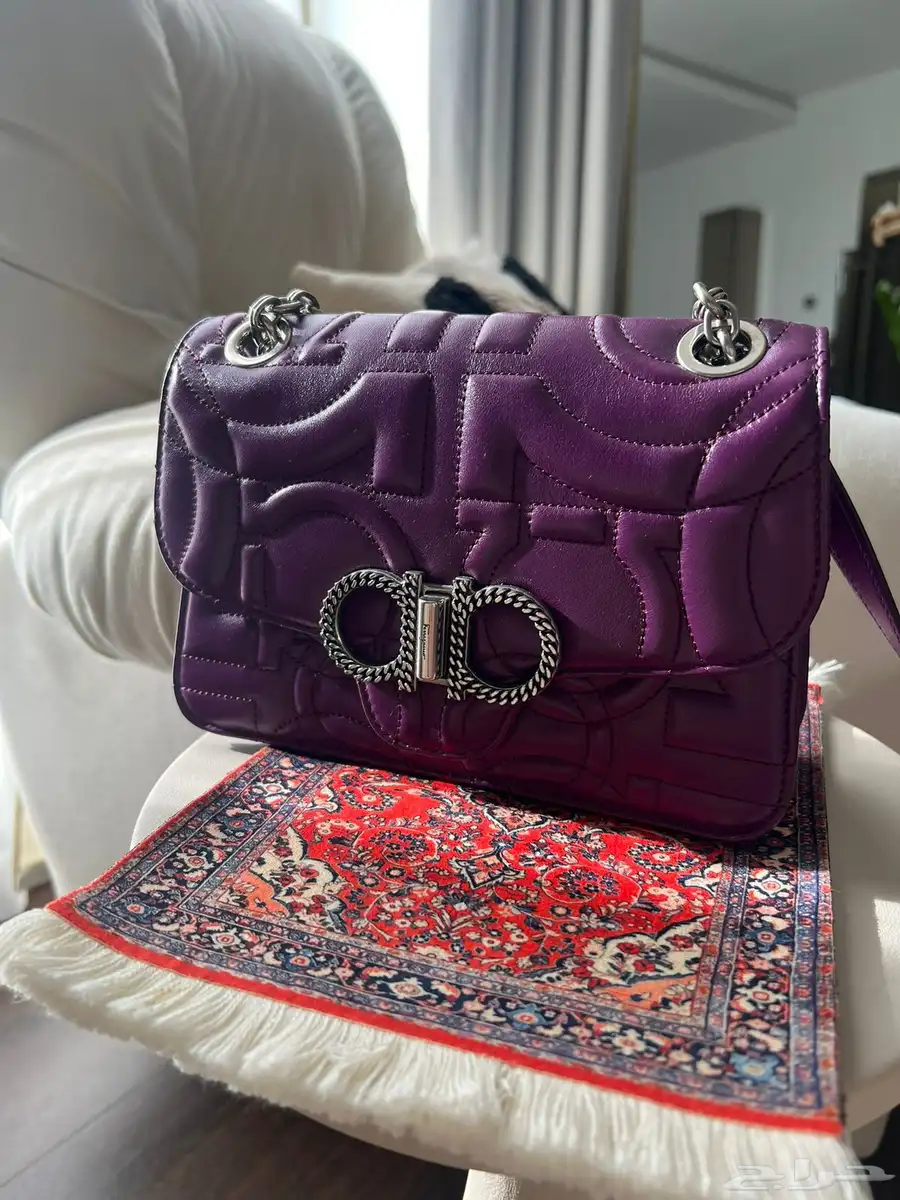 شنطة Salvatore ferragamo  اصلية 0