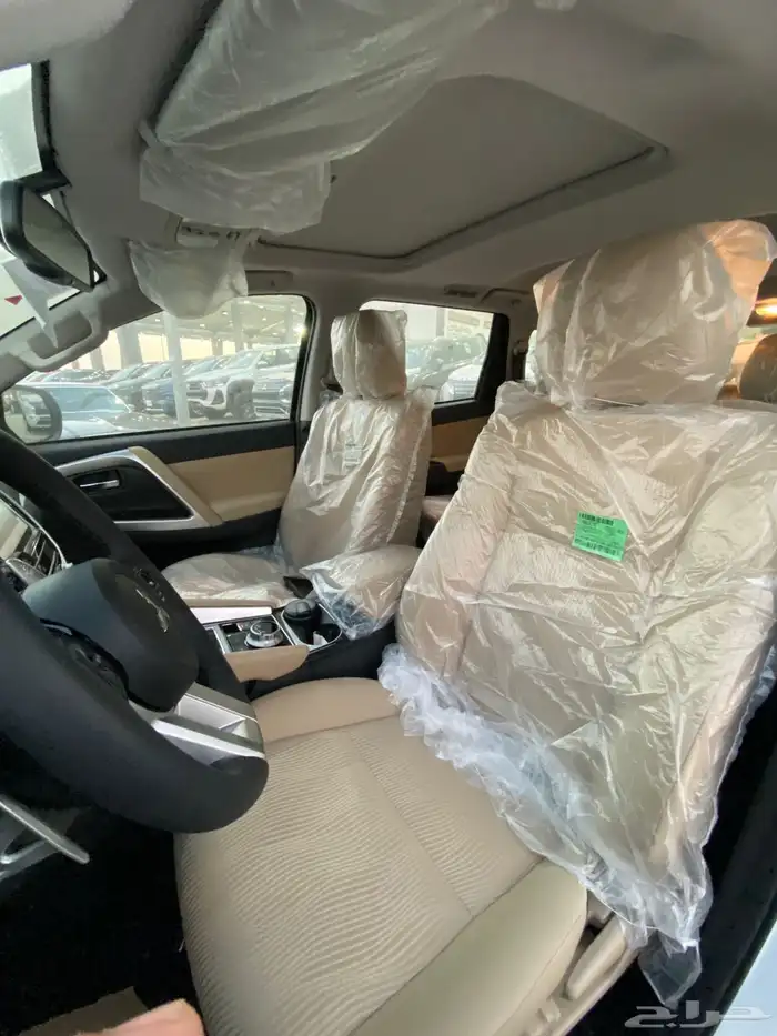 ميتسوبيشي مونتيرو نص فل 2025 8