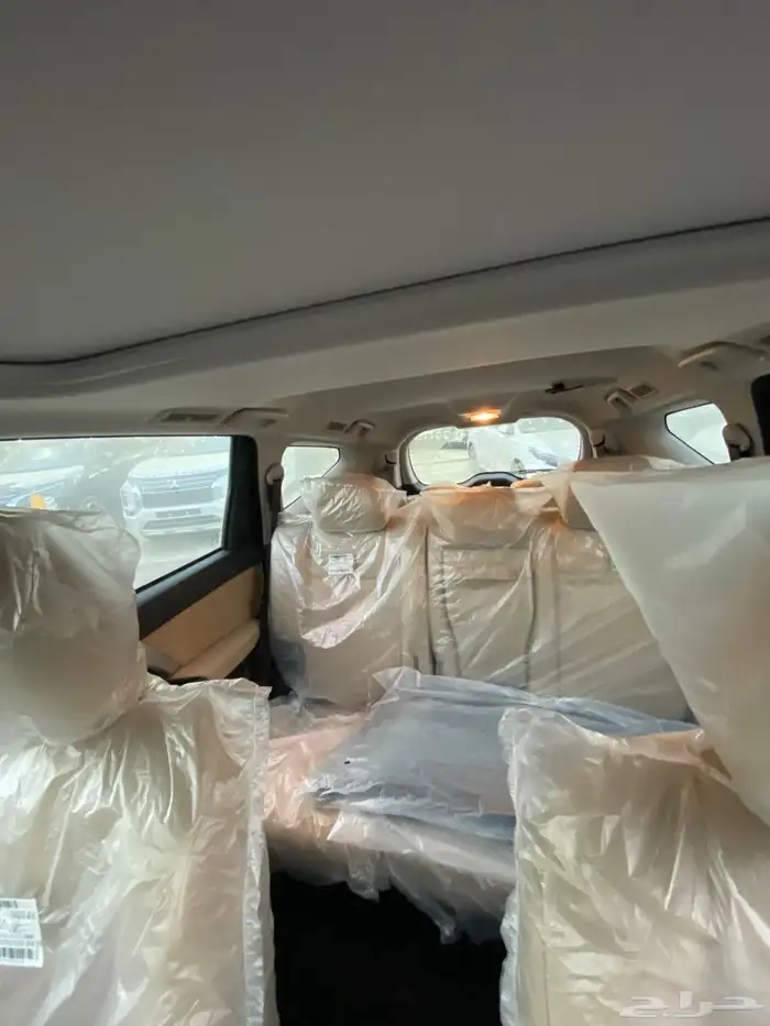 ميتسوبيشي مونتيرو نص فل 2025 9