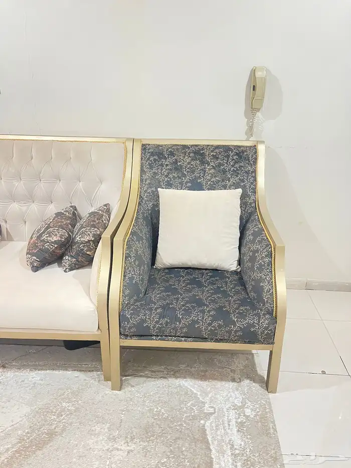 كنب مع مخدات 1