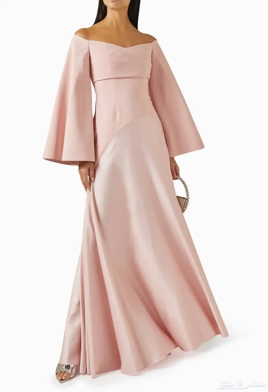 فستان من Solace London 0
