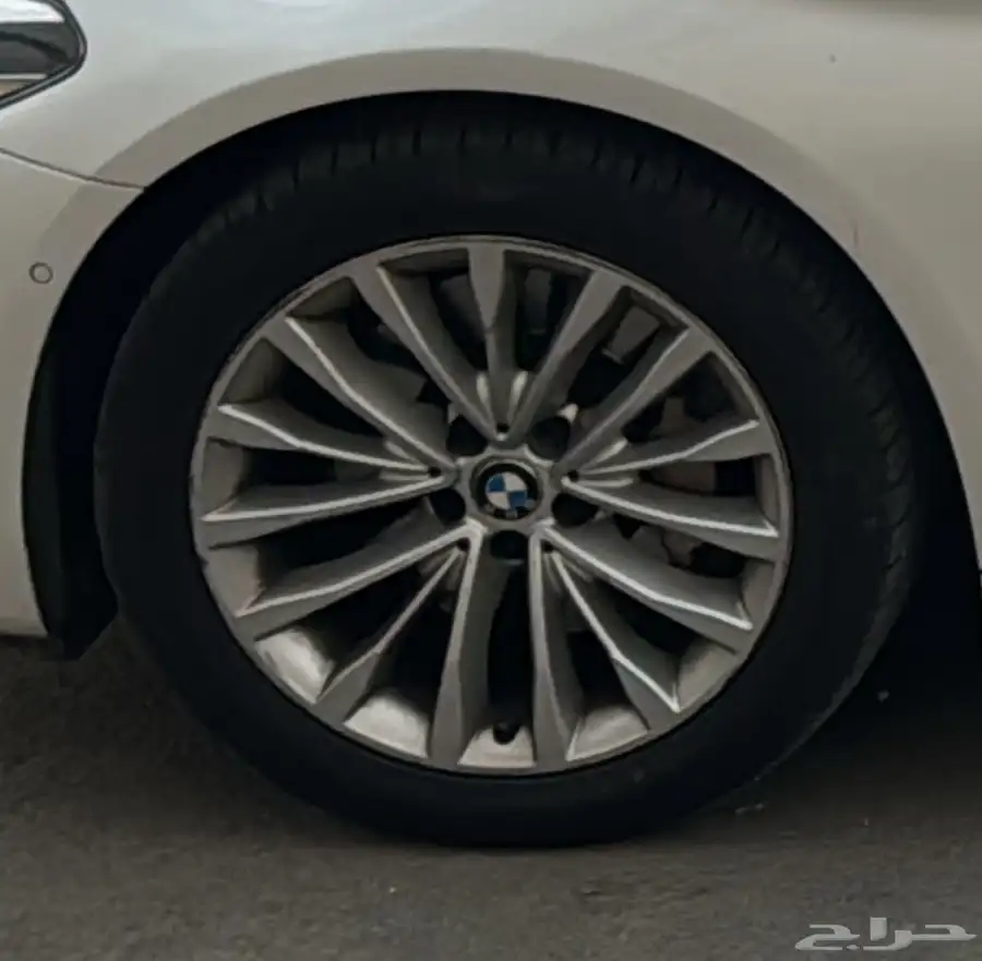 قطع bmw 530i للبيع 3