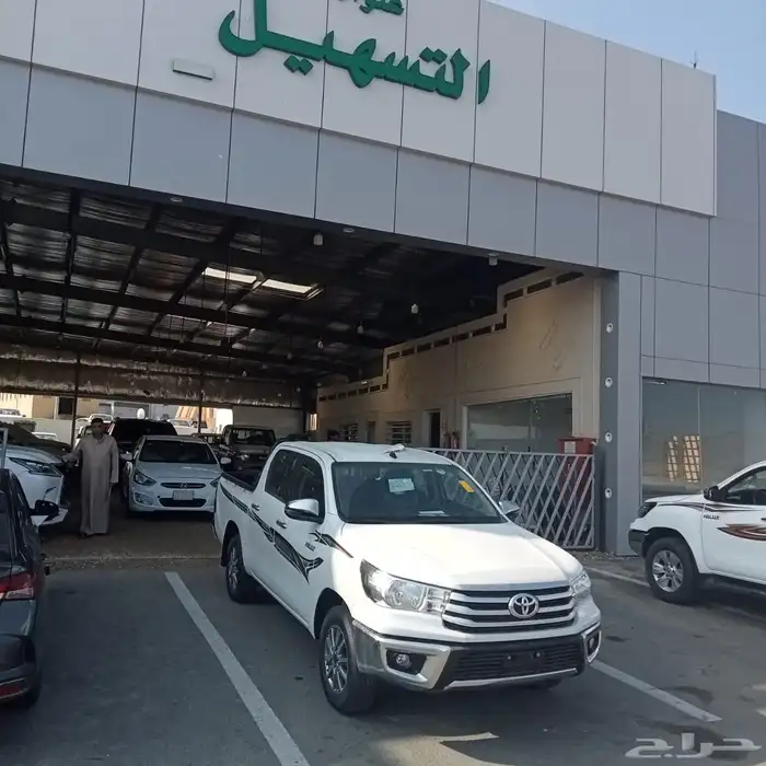 هايلوكس 2025 بنزين اصفار كاش وبنوك 23