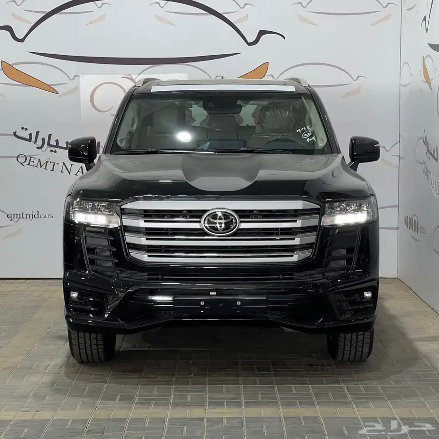 تويوتا لاند كروزر GXR S 9
