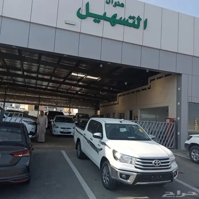 هايلوكس 2025 بنزين اصفار كاش وبنوك 24