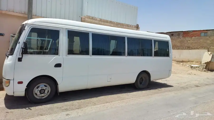 باص متسوبيشي 2015 0