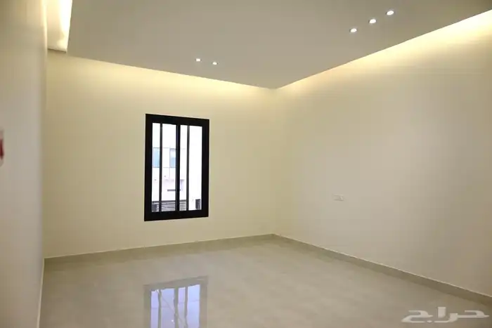 فيلا للبيع مميزة في (العوينة)المخطط الذهبي ب 750 الف فقط 14