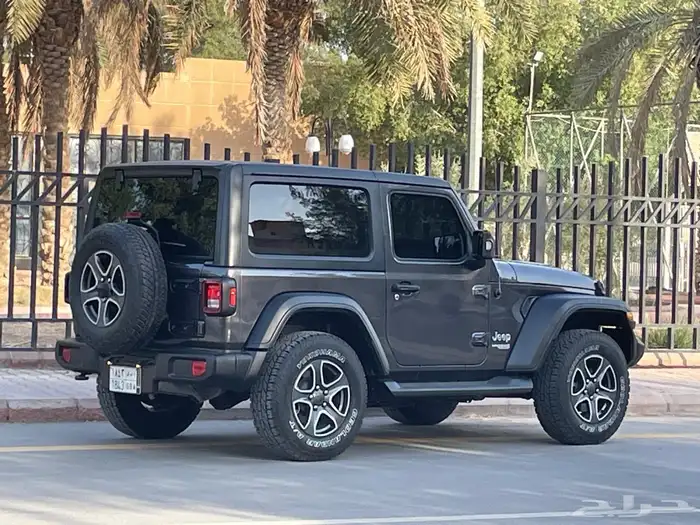 جيب رانجلر 2020 سبورت بلس ربع نظيف جدا بحال الوكاله 25