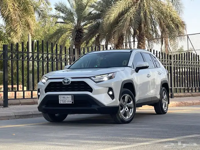 تويوتا راف فور XLE 2023 هايبرد نظيف جدا بحال الوكاله 1