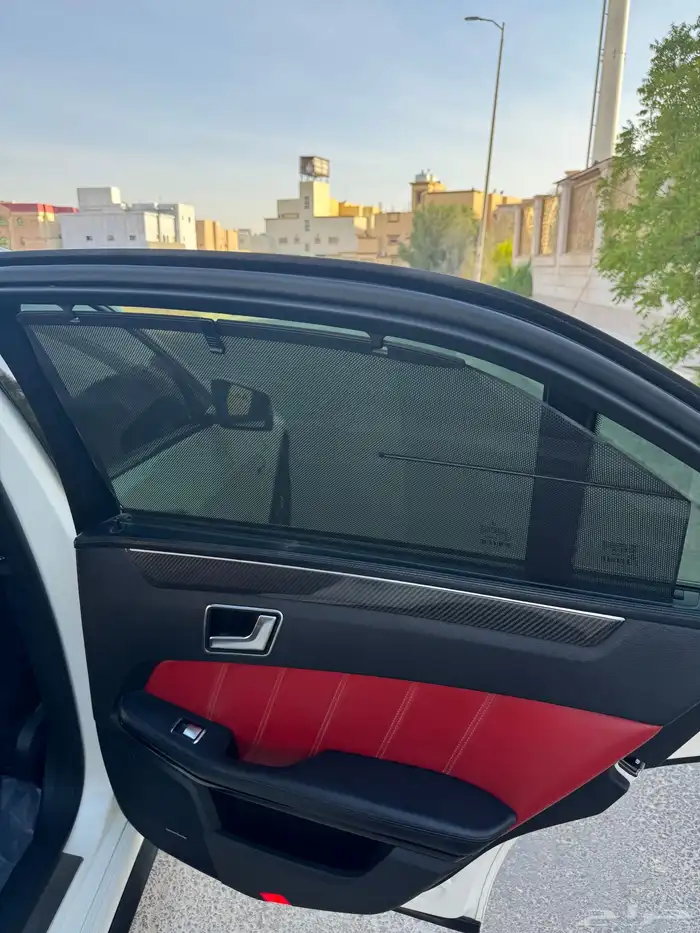 مرسيدس E63 AMG 2012 26