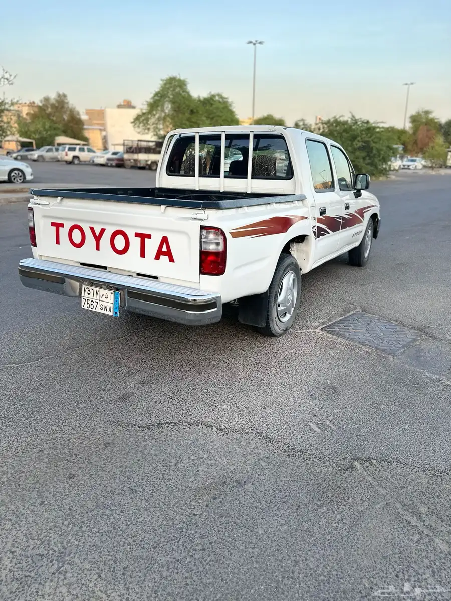 هايلكس 2004 3