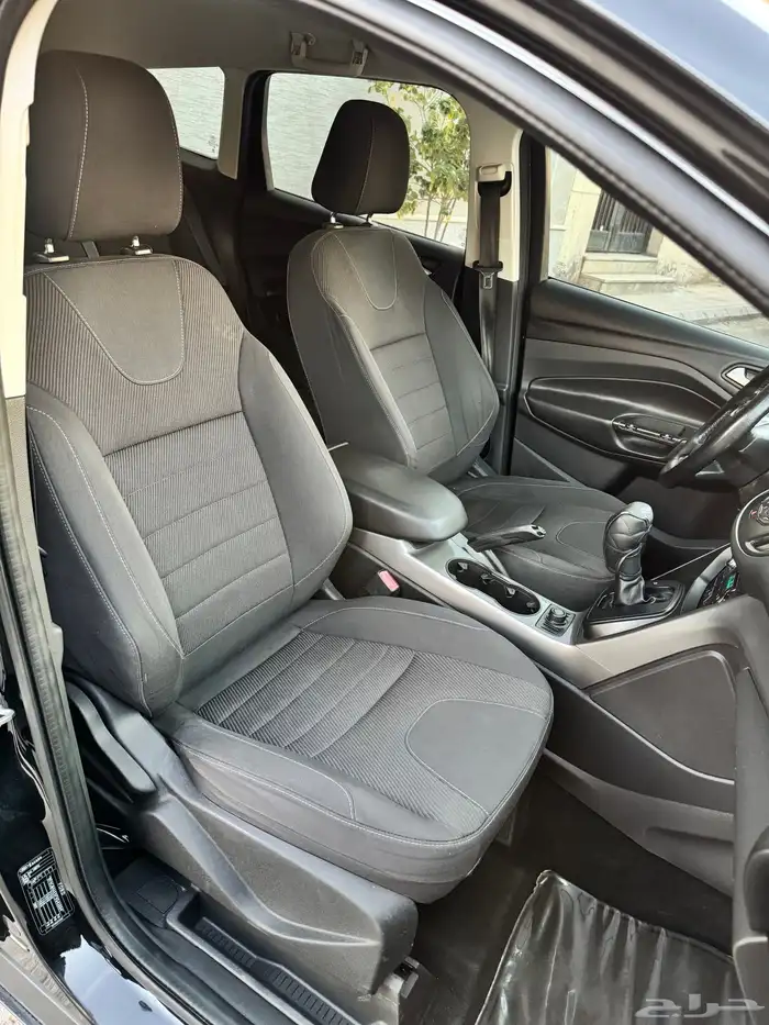 FORD ESCAPE 2015 19