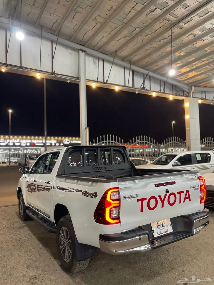 هايلوكس 2023 دبل بنزين 2